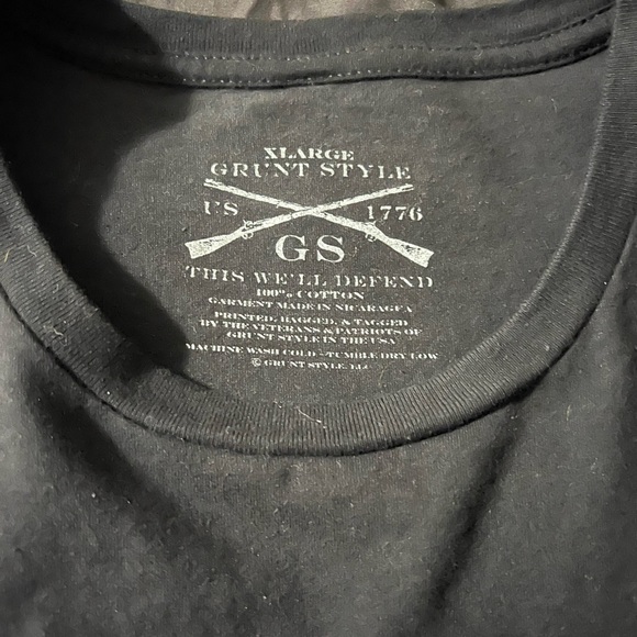 Womens Black Grunt Style shirt - Picture 2 of 3